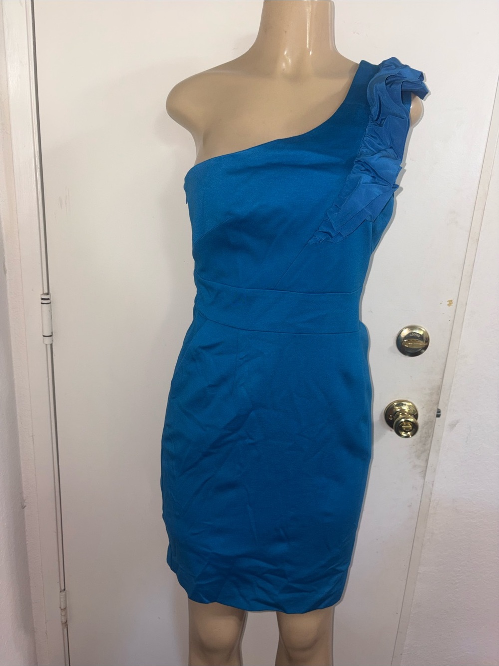 Trina Turk size 8 One-Shoulder Blue Ruffle Sheath Dress